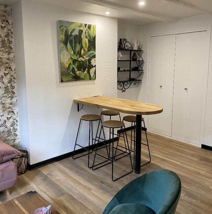 Studio De Charme Au Coeur De Vannes - 3 Pers Eksteriør billede